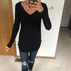 V-neck long sleeve